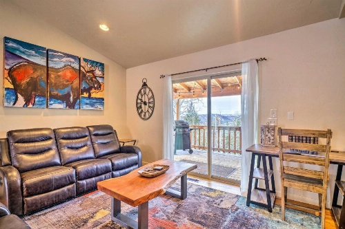 Mountain Paradise with Grill, WiFi and Stunning Views! image 6